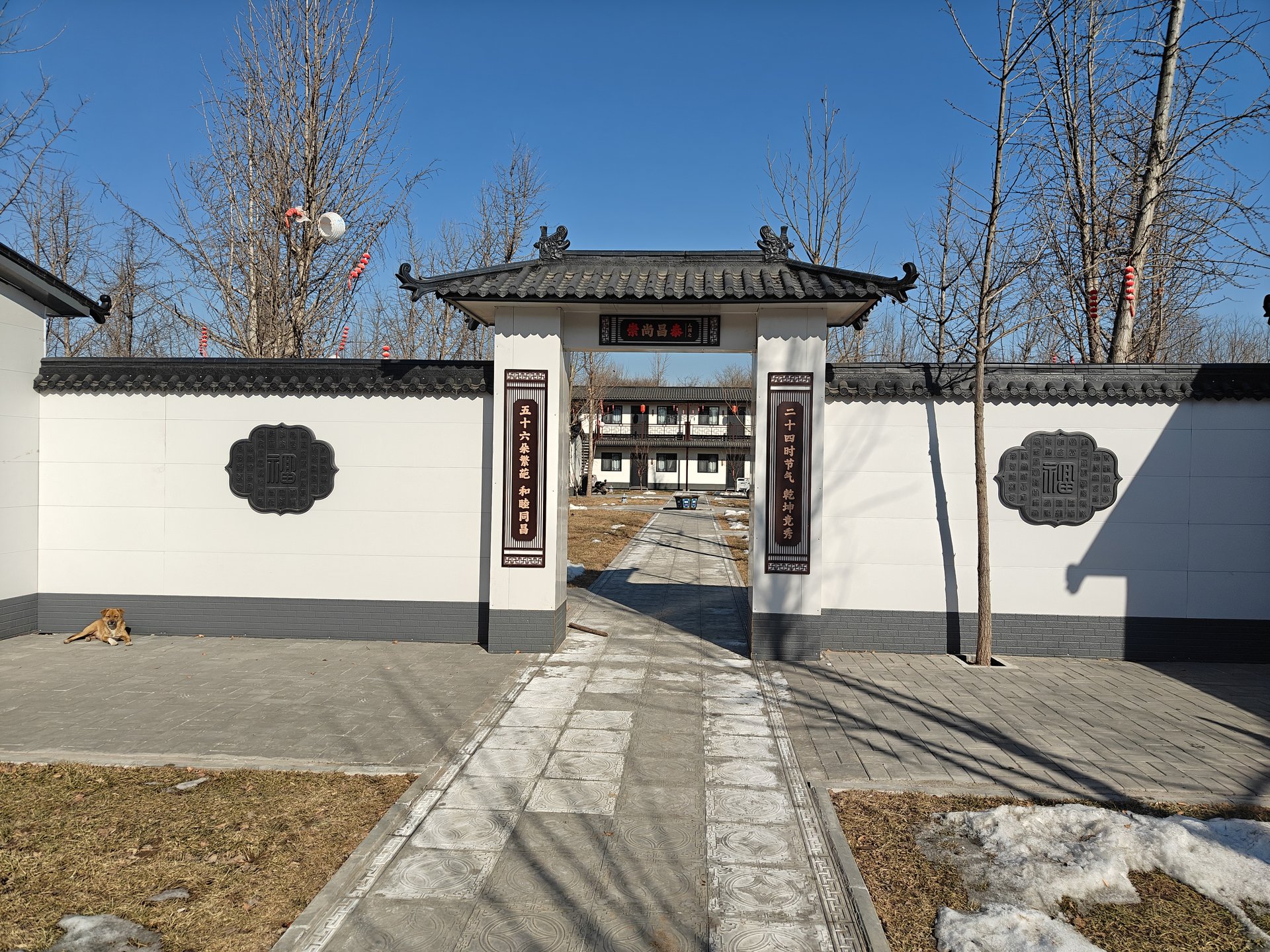 天津静海崇泰庄园外墙项目-金属雕花板-爱吉姆建材