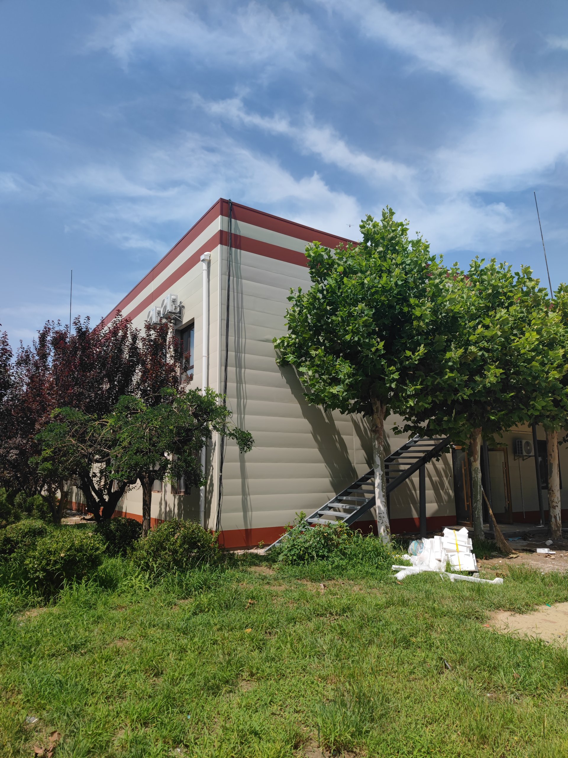 天津武清某公司办公楼外墙项目-金属雕花板-爱吉姆建材