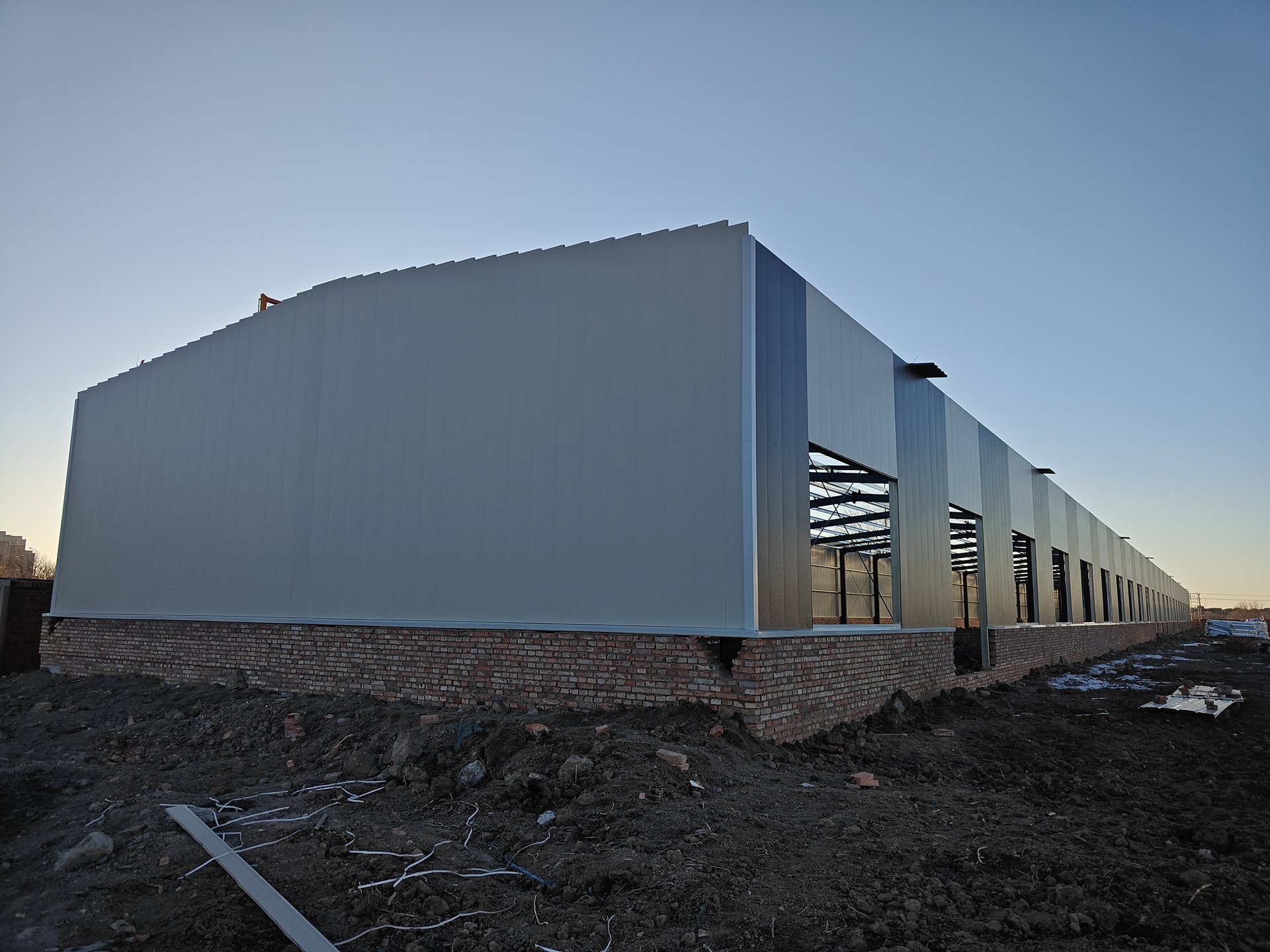 天津静海某工厂外墙保温项目-外墙保温装饰一体板-爱吉姆建材